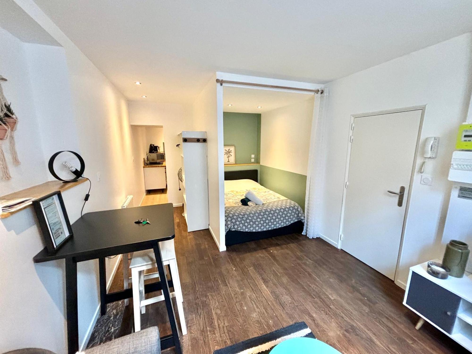 Cosy Centre